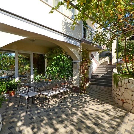 Apartment Una Seget Vranjica Bagian luar foto