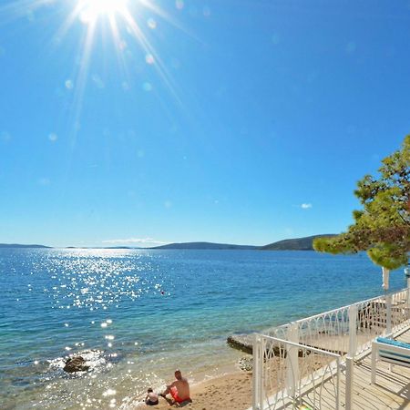 Apartment Una Seget Vranjica Bagian luar foto