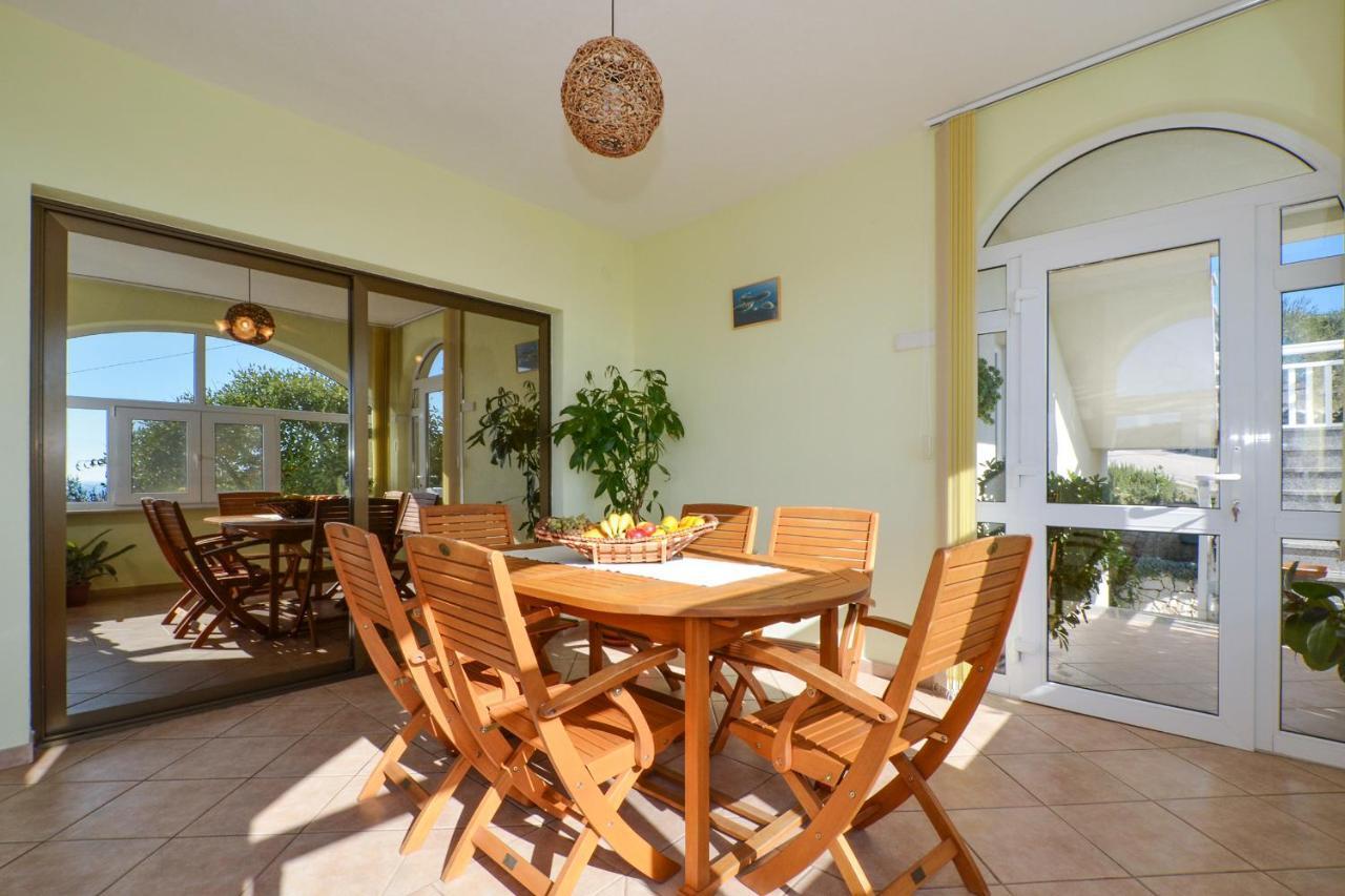 Apartment Una Seget Vranjica Bagian luar foto