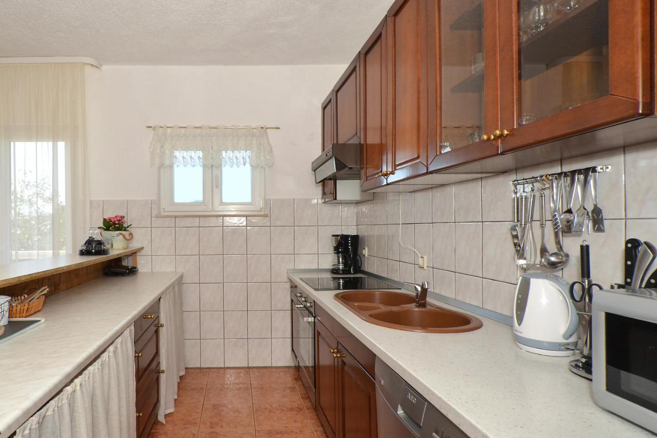 Apartment Una Seget Vranjica Bagian luar foto