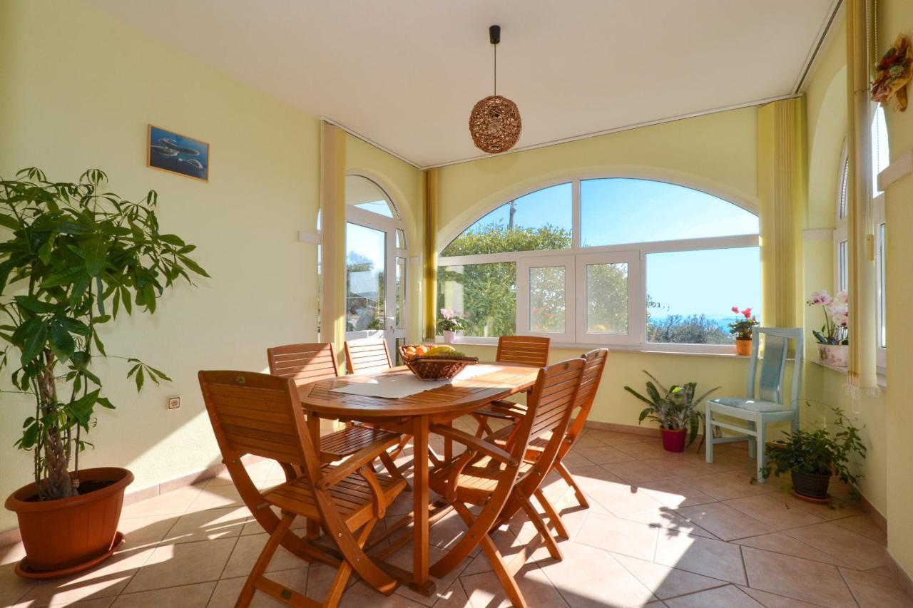 Apartment Una Seget Vranjica Bagian luar foto