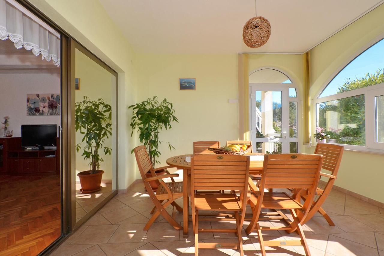 Apartment Una Seget Vranjica Bagian luar foto